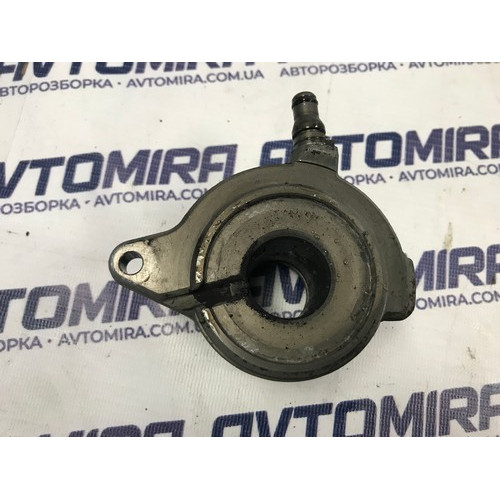 Вижимний підшипник Ford Mondeo 4 2.2 TDCI 2007-2014 31258380